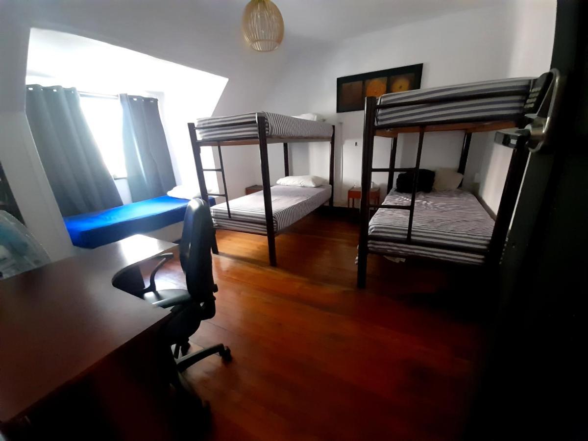 Atacama Hostel Backpackers サンティアゴ エクステリア 写真